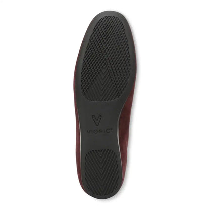 Larissa Wedge Flat
