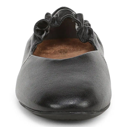 Leonie Mary Jane Wedge